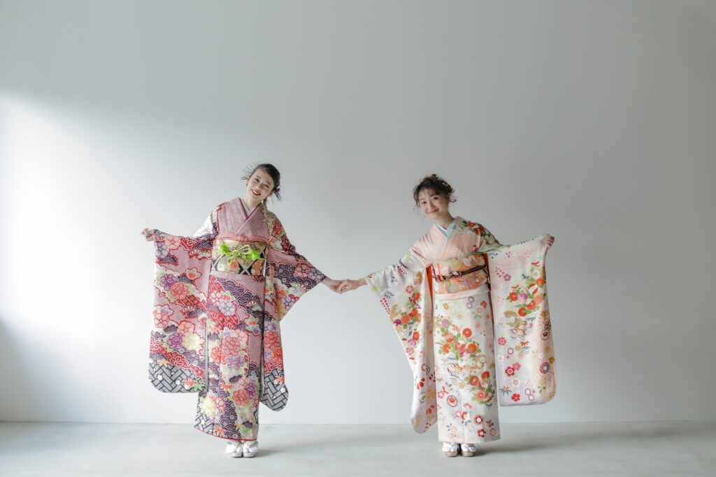 大阪・成人式前撮り「IN MY LIFE_インマイライフ」 衣装:TAKAMI BRIDAL 成人式の前撮り撮影を、親友と共に。