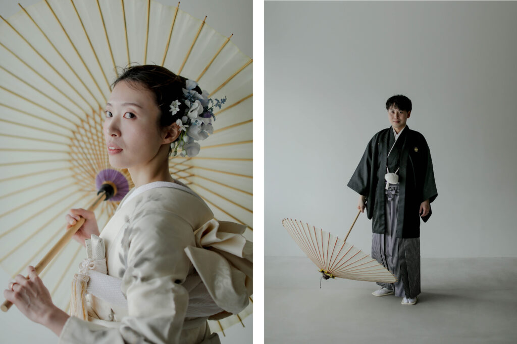 自然光が映えるシンプルなスタジオで、白無垢と紋付袴を纏った和装前撮りの組写真 | IN MY LIFE photography