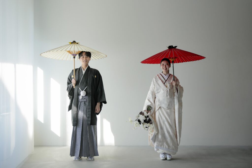 紋付袴と白無垢で寄り添う、穏やかな時間。自分たちらしい距離感で残す、一生ものの和 装写真 | IN MY LIFE photography