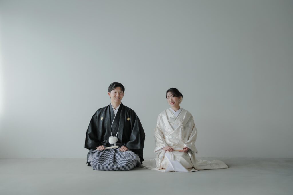 紋付袴と白無垢で寄り添う、穏やかな時間。自分たちらしい距離感で残す、一生ものの和
装写真 | IN MY LIFE photography